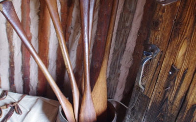 The truth behind red voyageur paddles